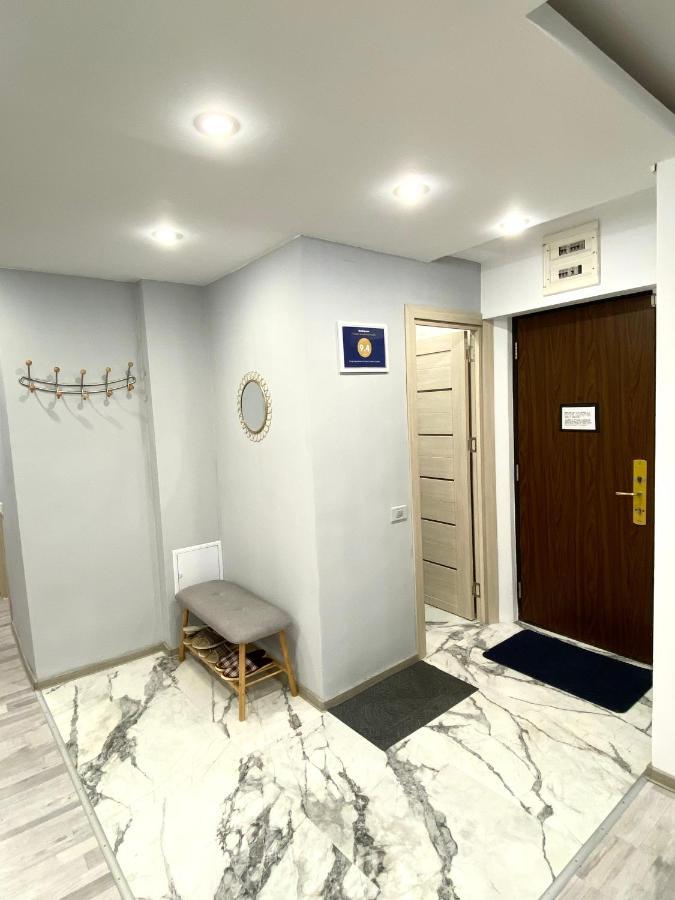 Large Apartment In Ultra-Central Location Brașov Exterior foto